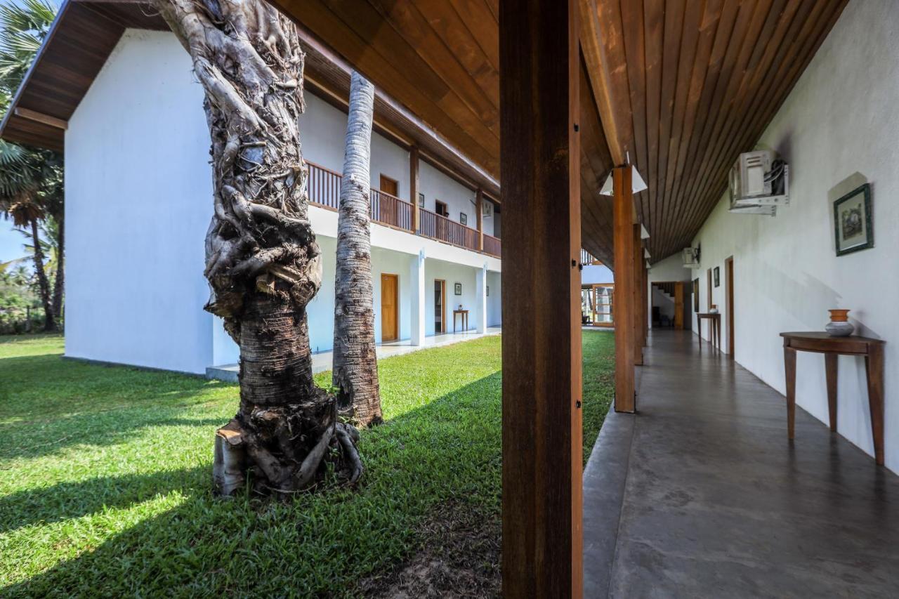 Готель Kayjay Palms Passikudah Екстер'єр фото