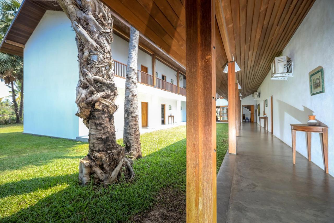 Готель Kayjay Palms Passikudah Екстер'єр фото