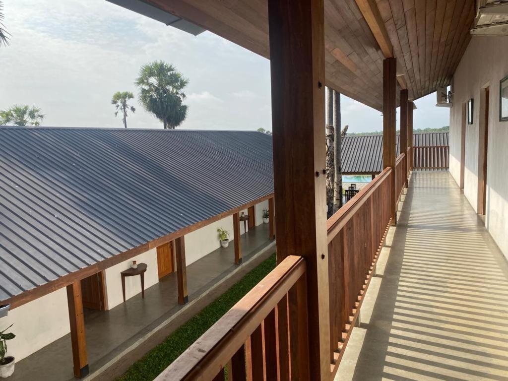Готель Kayjay Palms Passikudah Екстер'єр фото